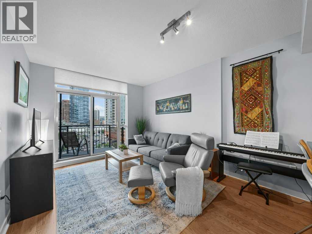 Single Family House for Sale in    Avenue SW Beltline Calgary 