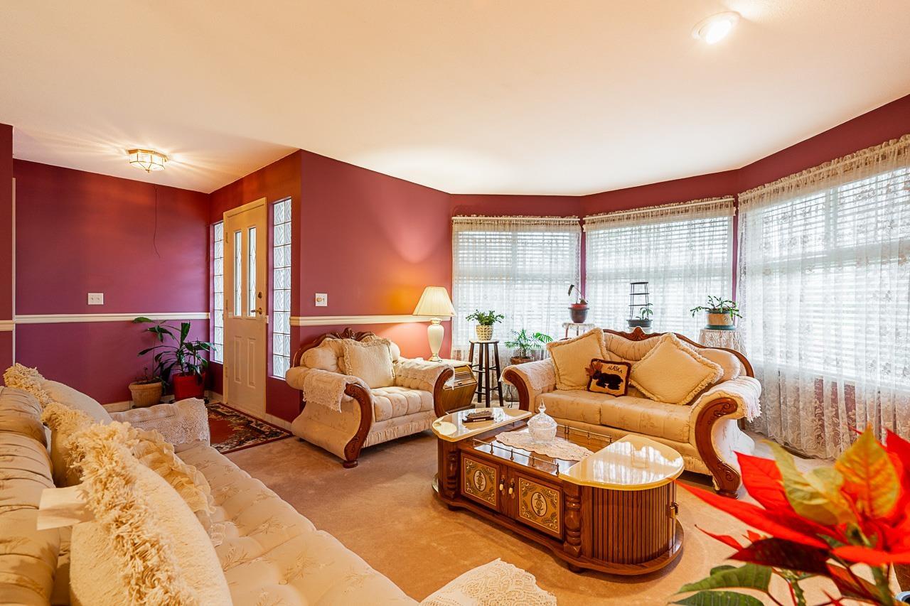 Photo 6 of 16732 83 Avenue, Surrey BC