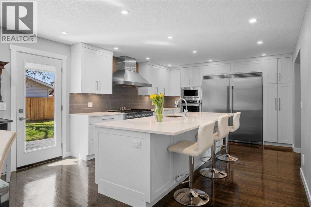 Single Family House for Sale in  deerbrook Road SE Deer Run Calgary 