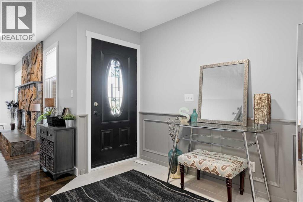 Single Family House for Sale in  deerbrook Road SE Deer Run Calgary 