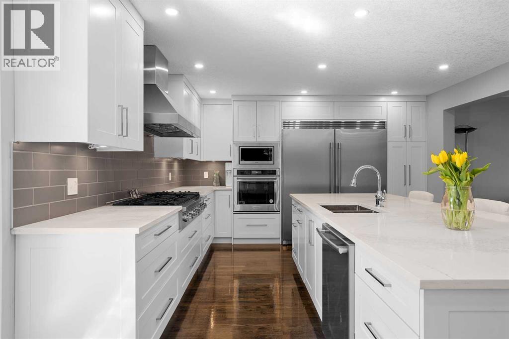 Single Family House for Sale in  deerbrook Road SE Deer Run Calgary 