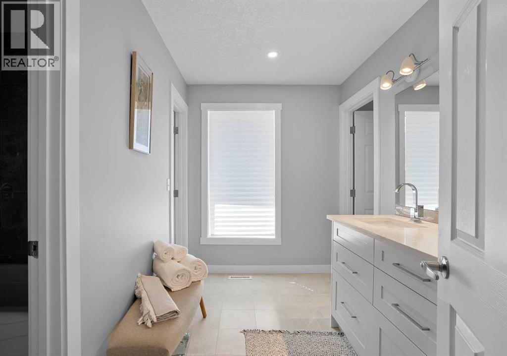 Single Family House for Sale in  deerbrook Road SE Deer Run Calgary 