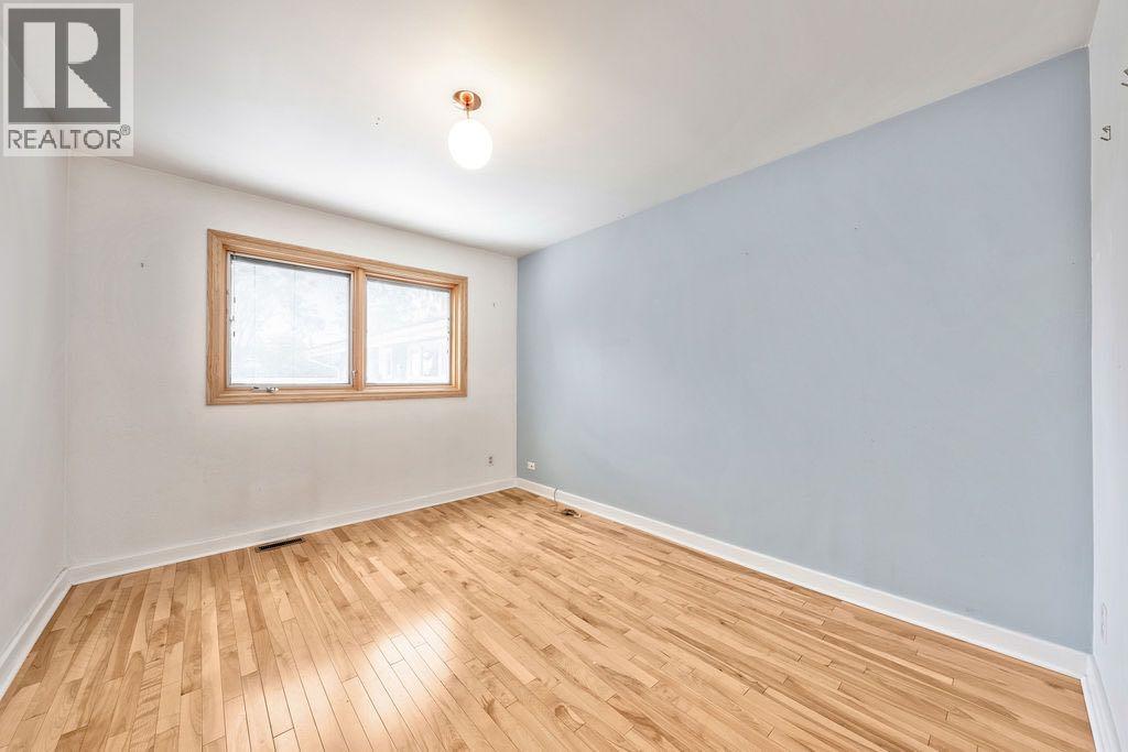 Single Family House Bungalow for Sale in   Avenue SW Elboya Calgary 