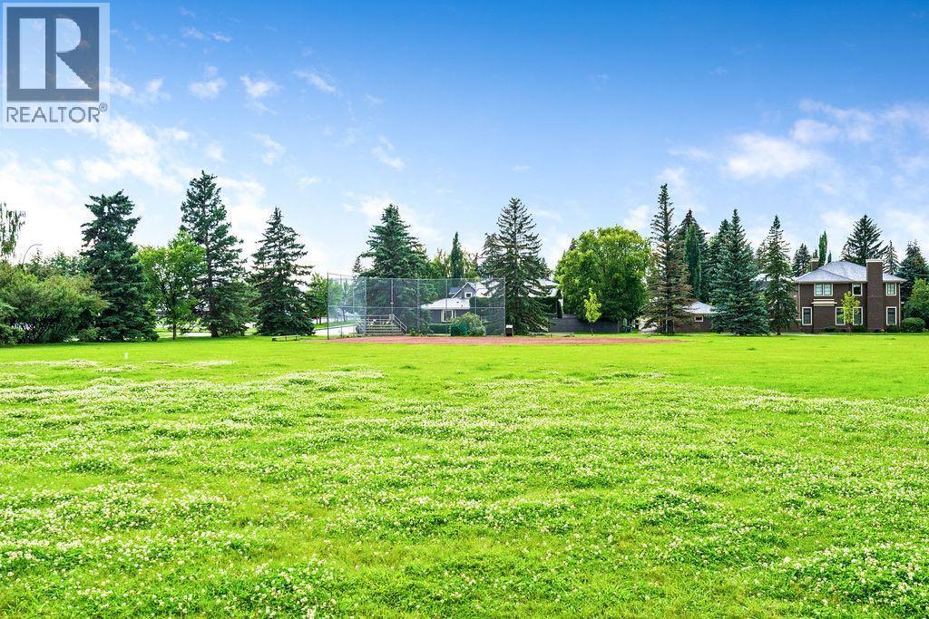 Single Family House Bungalow for Sale in   Avenue SW Elboya Calgary 