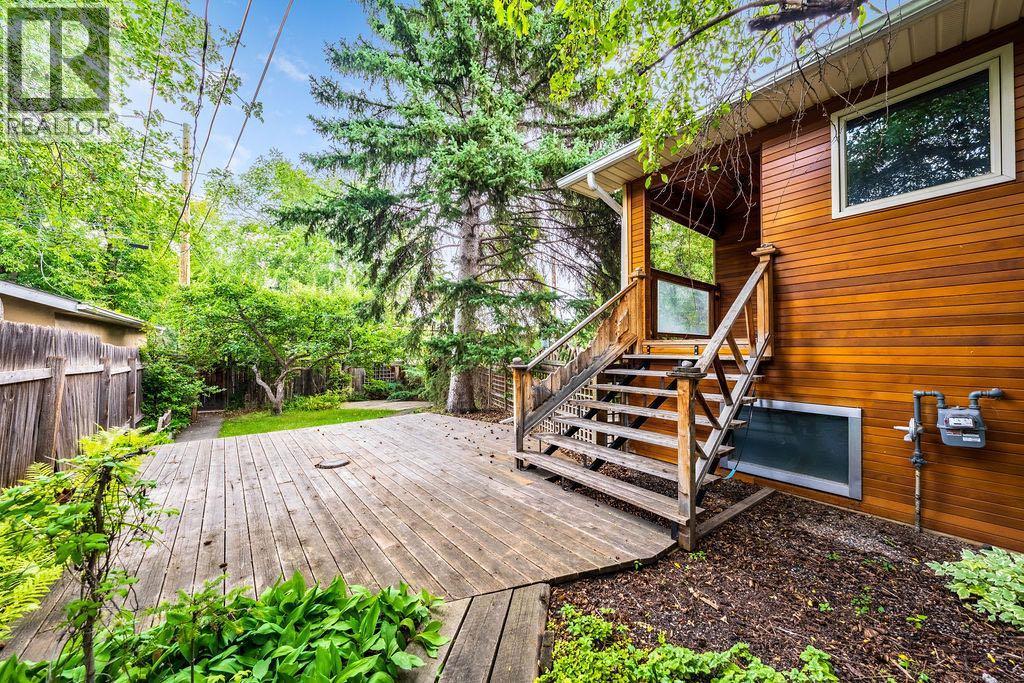 Single Family House Bungalow for Sale in   Avenue SW Elboya Calgary 