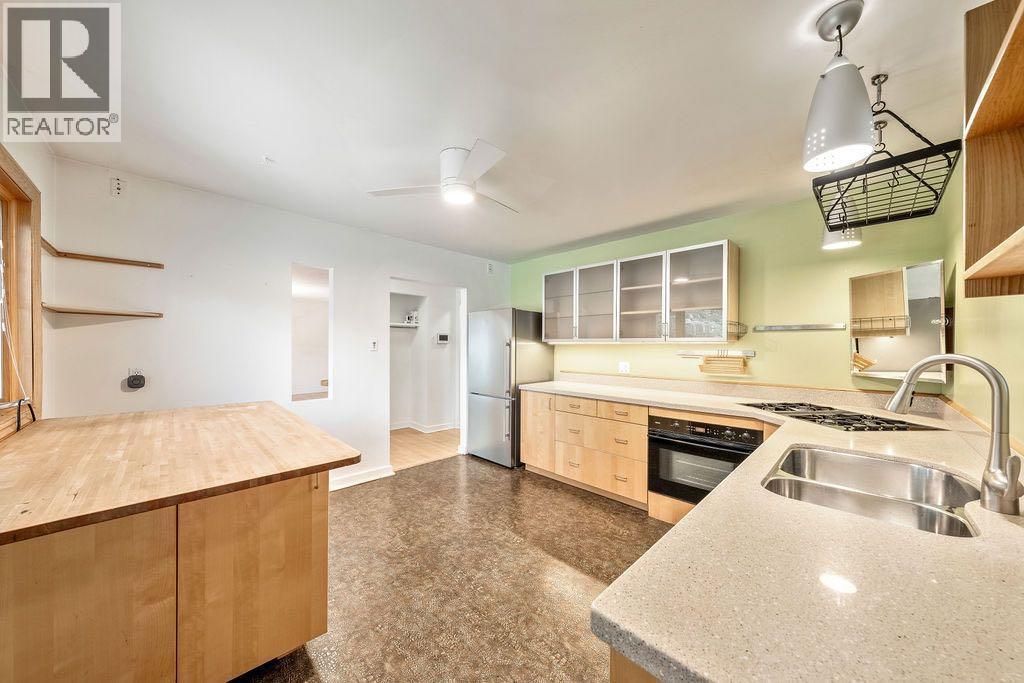 Single Family House Bungalow for Sale in   Avenue SW Elboya Calgary 