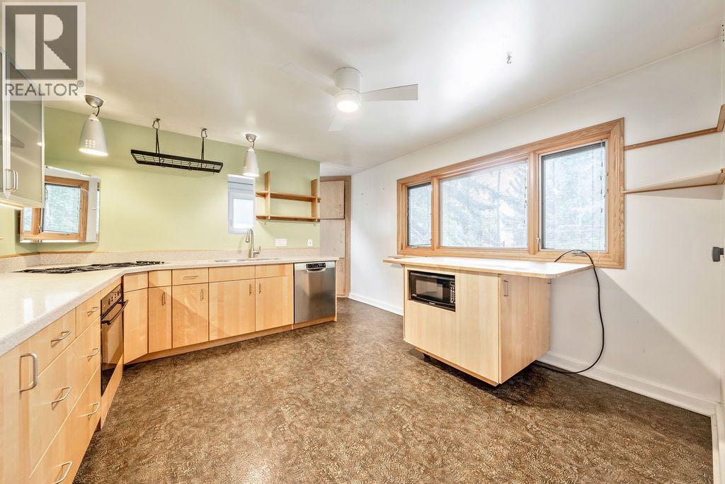 Single Family House Bungalow for Sale in   Avenue SW Elboya Calgary 