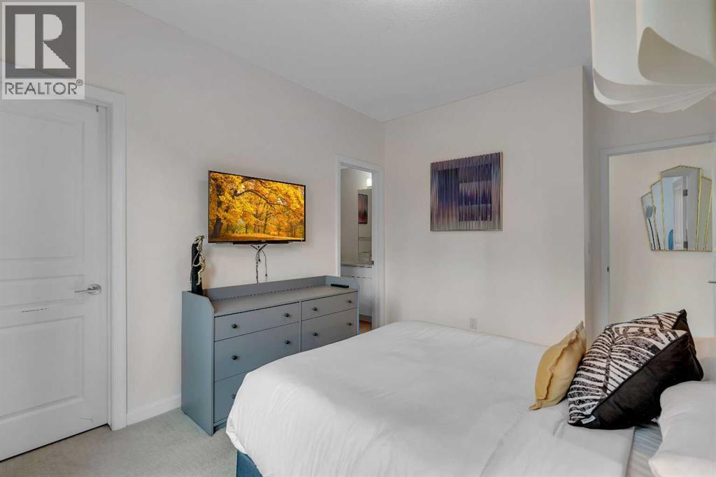 Single Family House for Sale in    Street SE Beltline Calgary 