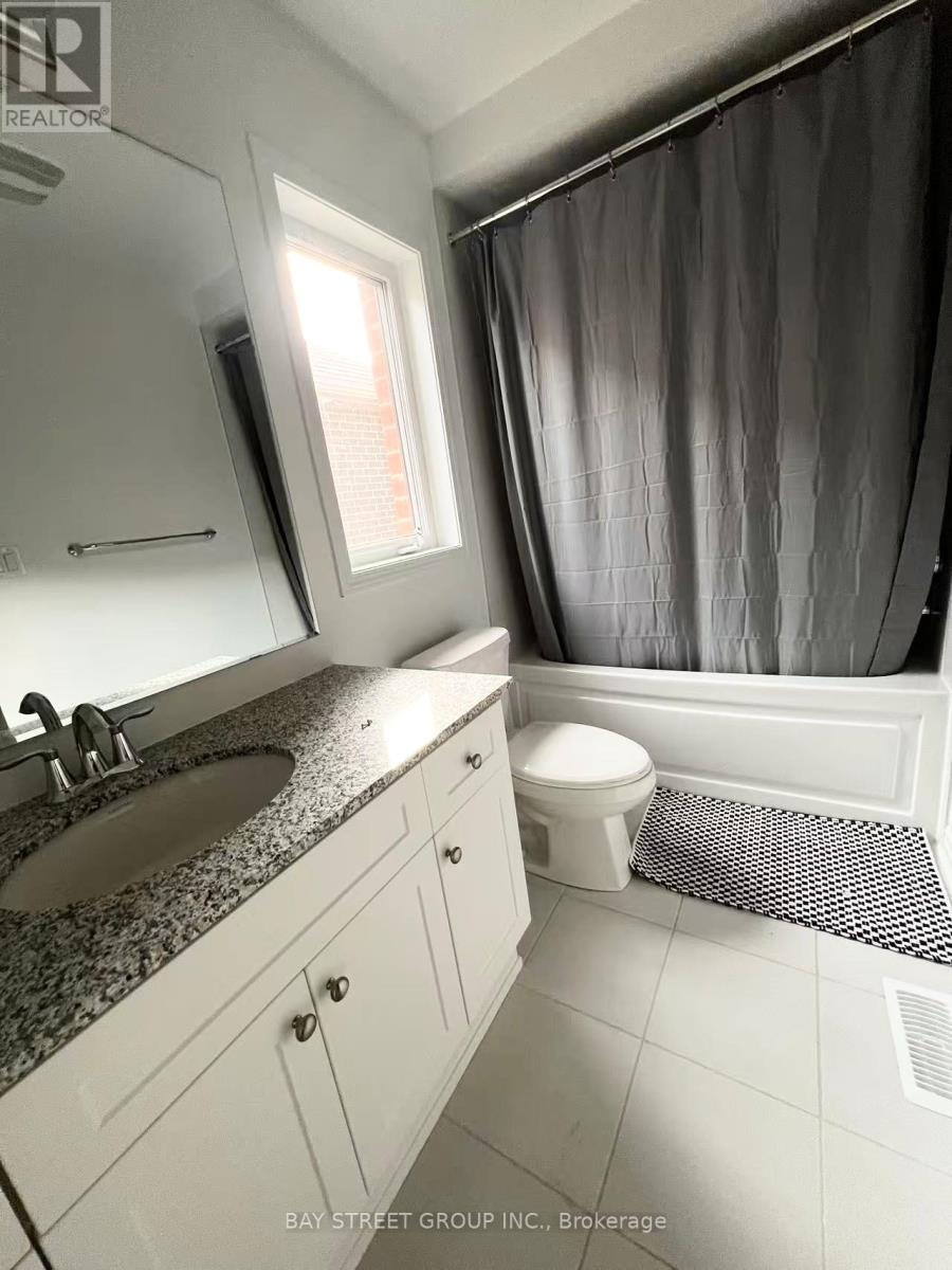 Photo 9 of 1409 William Halton Parkway, Oakville ON