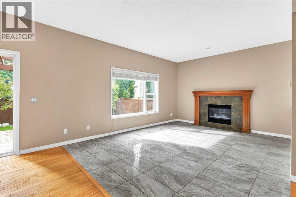 Single Family House for Sale in  Shannon Square SW Shawnessy Calgary 