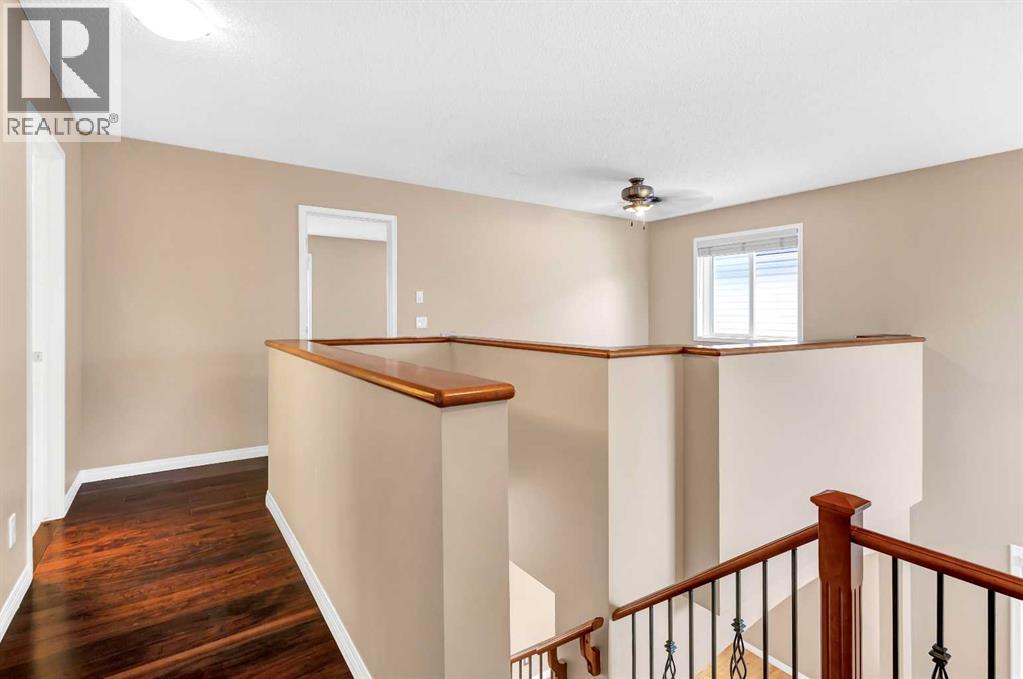 Single Family House for Sale in  Shannon Square SW Shawnessy Calgary 