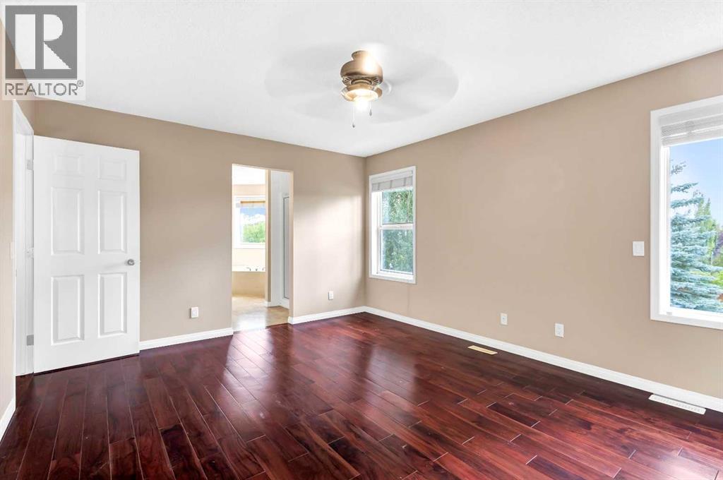 Single Family House for Sale in  Shannon Square SW Shawnessy Calgary 