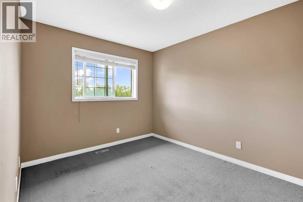 Single Family House for Sale in  Shannon Square SW Shawnessy Calgary 