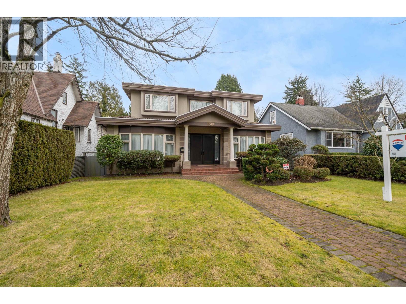 Photo 2 of 5566 Trafalgar Street, Vancouver BC