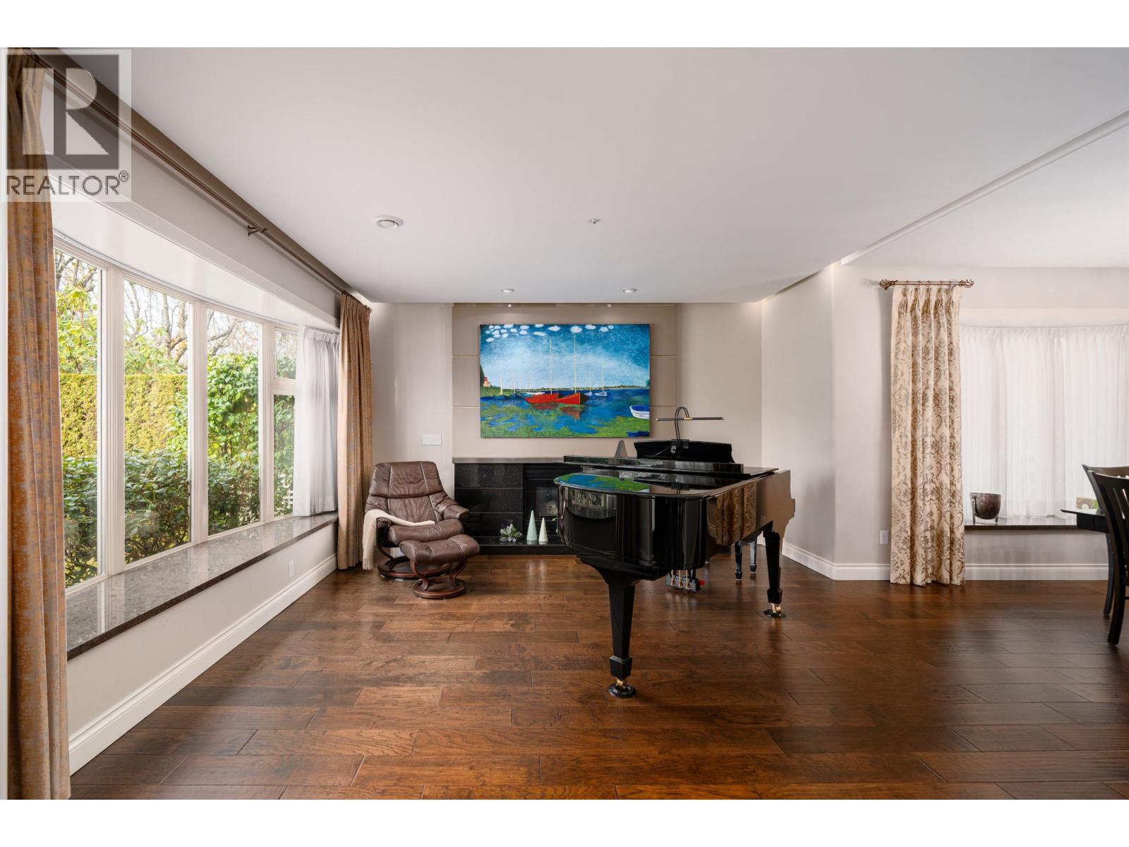 Photo 5 of 5566 Trafalgar Street, Vancouver BC