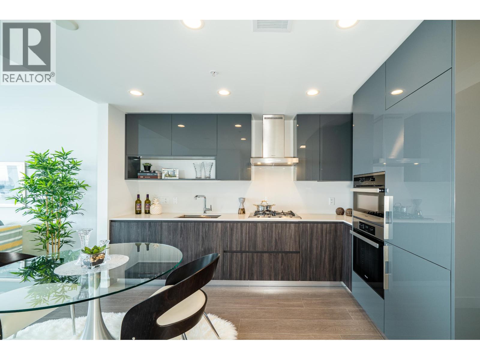 Photo 9 of 3005 6511 Sussex Avenue, Burnaby BC