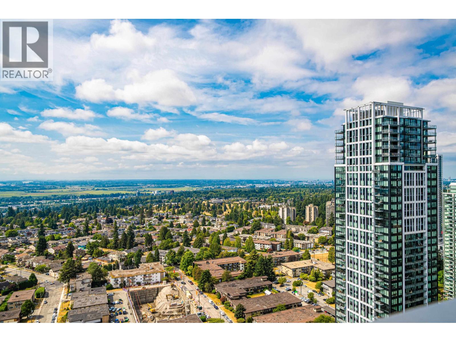 Photo 4 of 3005 6511 Sussex Avenue, Burnaby BC