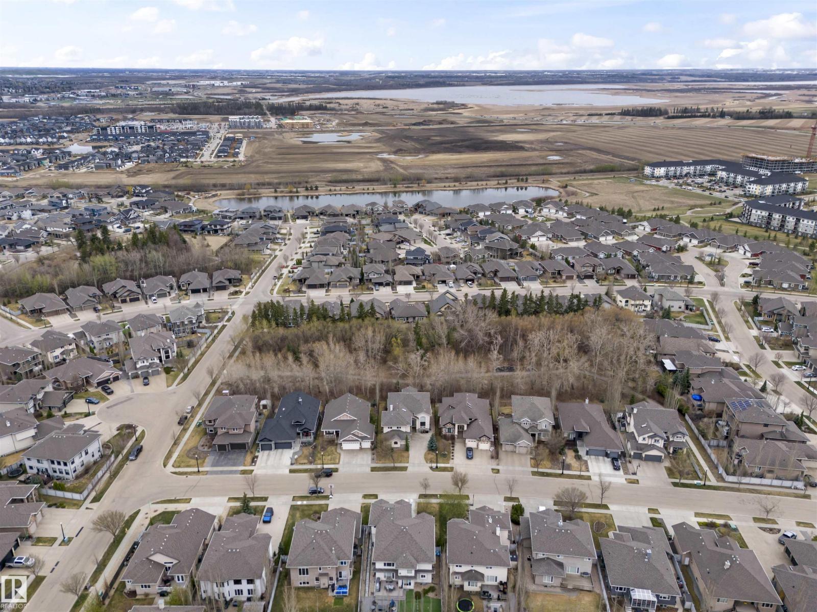 Photo 3 of 8 Loiselle Way, St Albert AB