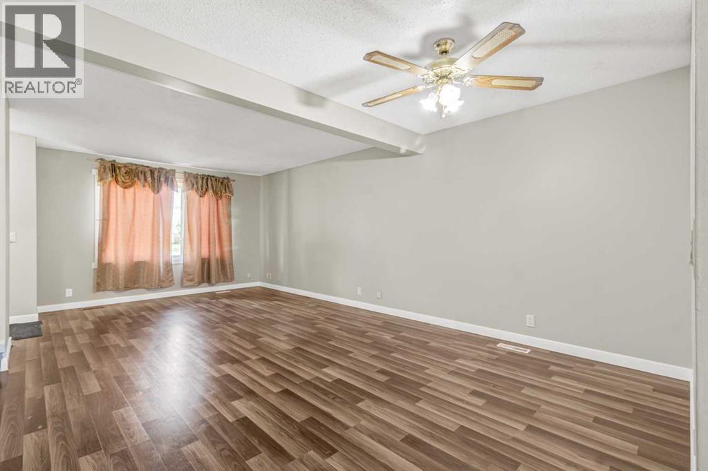 Single Family House for Sale in  Falton Drive NE Falconridge Calgary 