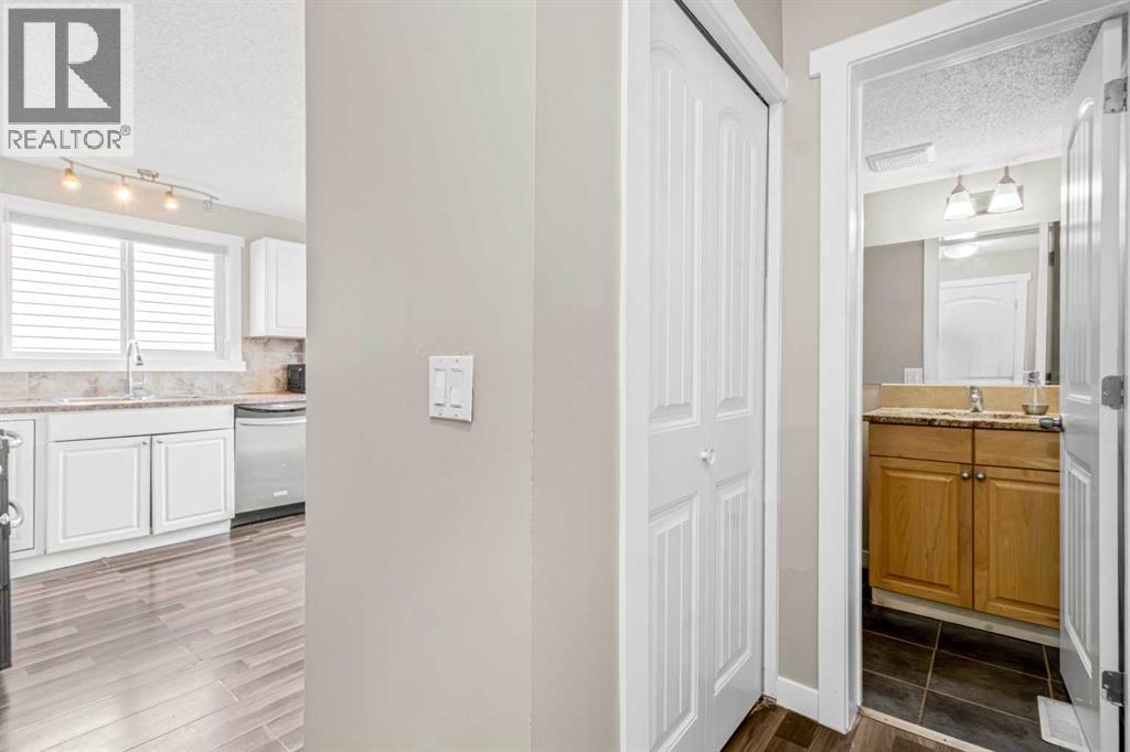 Single Family House for Sale in  Falton Drive NE Falconridge Calgary 