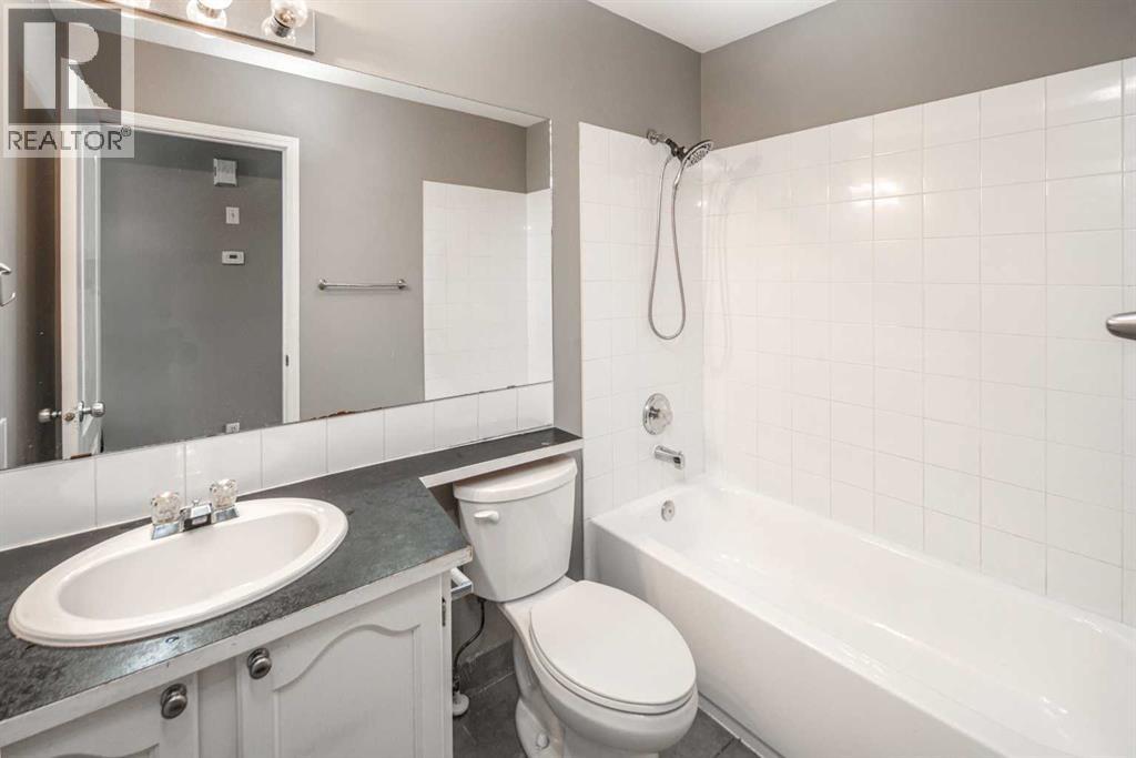 Single Family House Bi-level for Sale in  Royal Birch Manor NW Royal Oak Calgary 