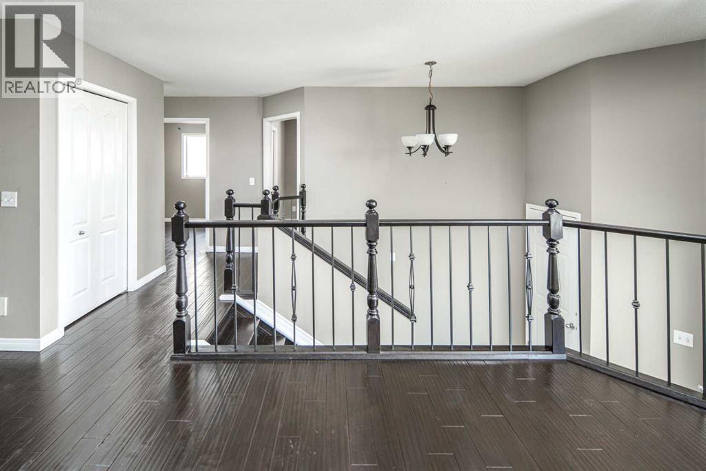 Single Family House Bi-level for Sale in  Royal Birch Manor NW Royal Oak Calgary 