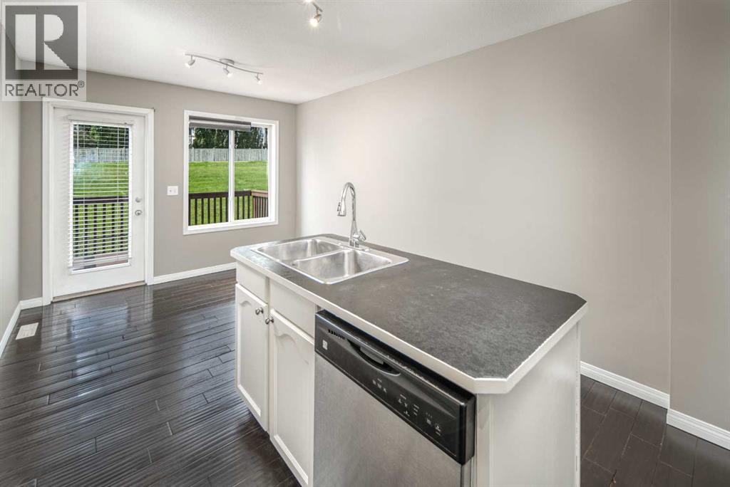 Single Family House Bi-level for Sale in  Royal Birch Manor NW Royal Oak Calgary 