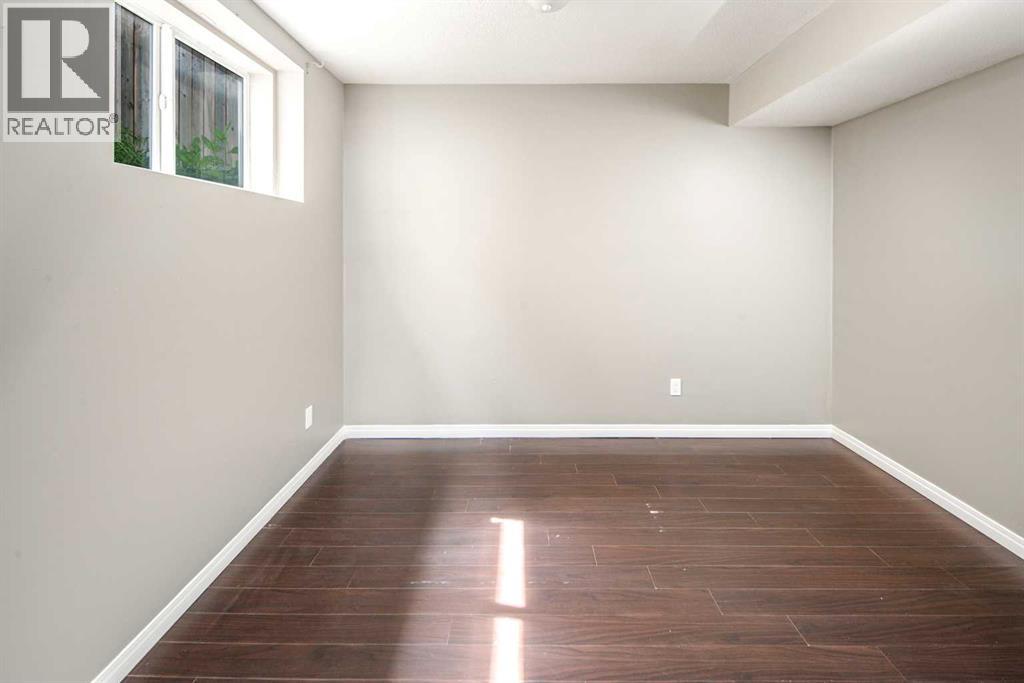 Single Family House Bi-level for Sale in  Royal Birch Manor NW Royal Oak Calgary 