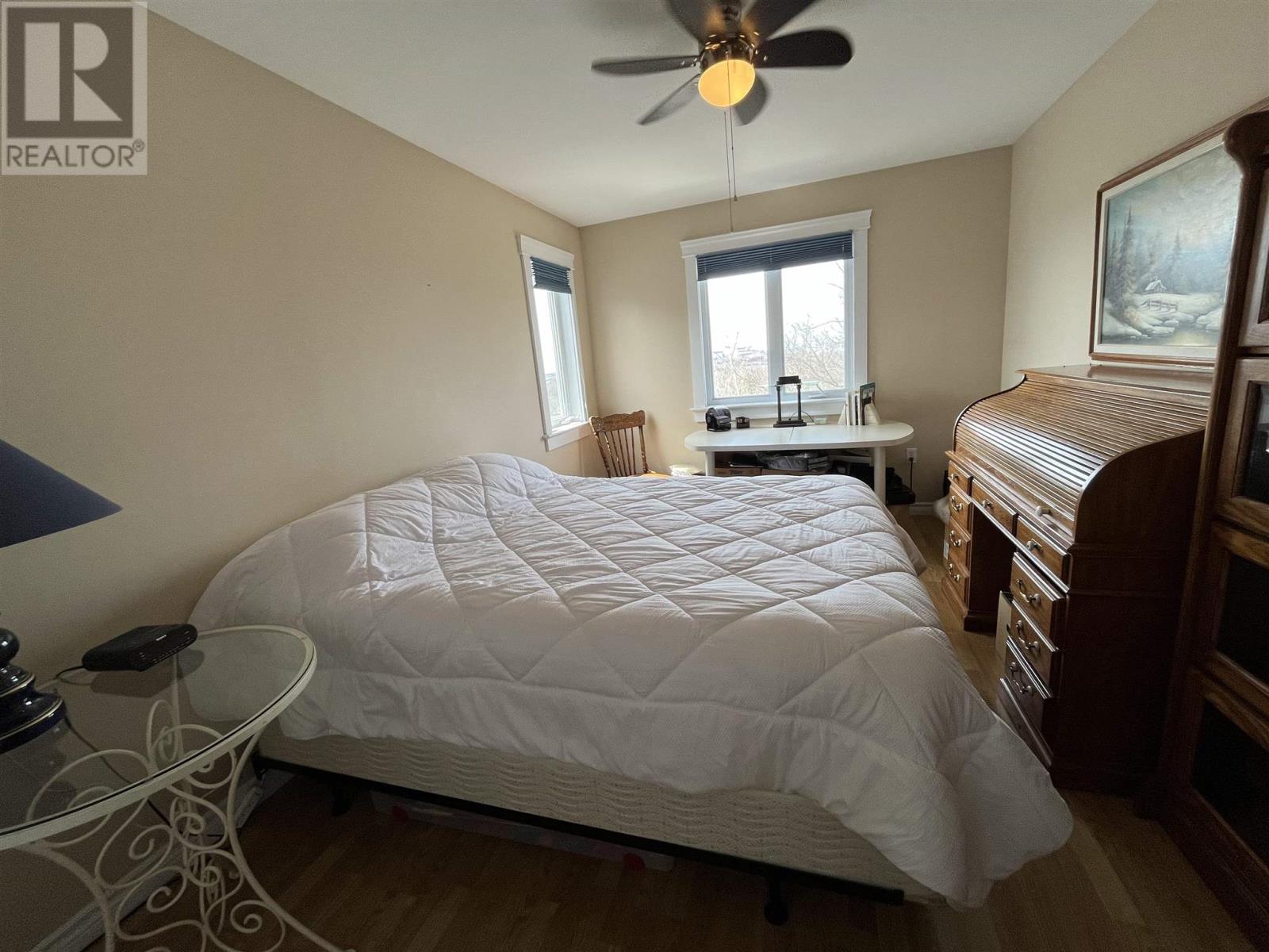 Photo 31 of 42 Cody Point Ct, Sault Ste Marie ON
