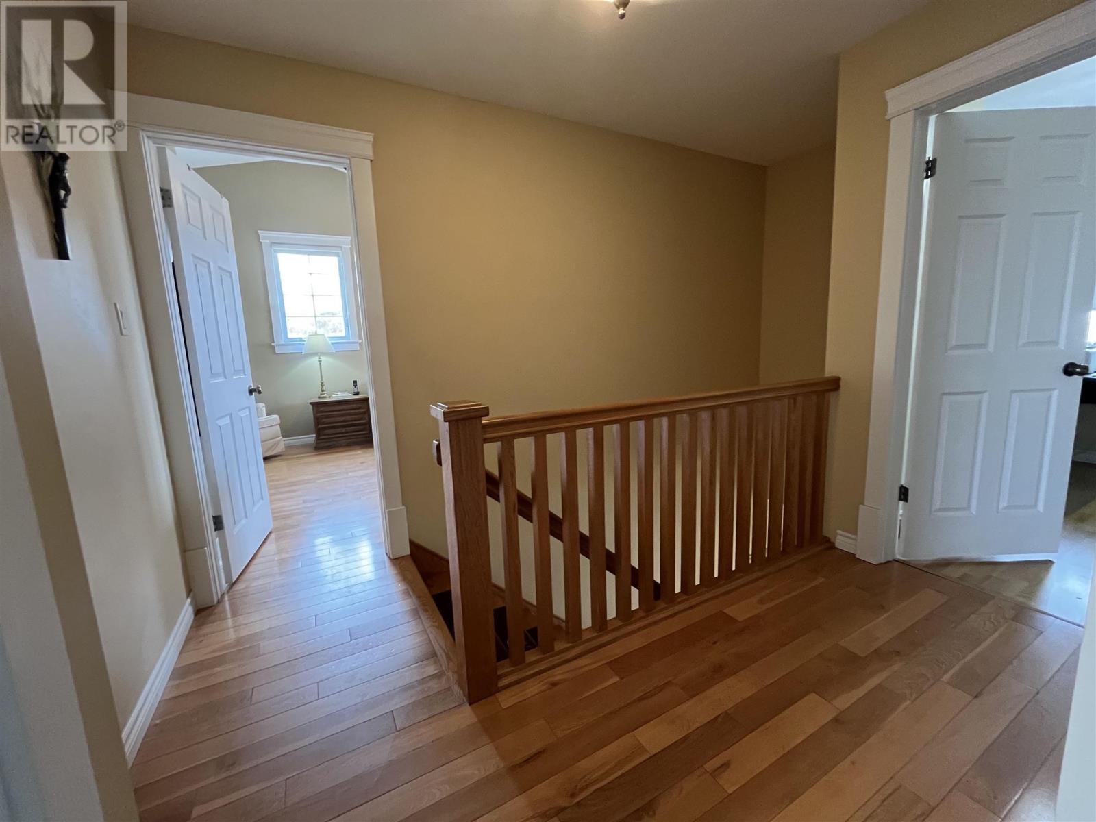 Photo 24 of 42 Cody Point Ct, Sault Ste Marie ON