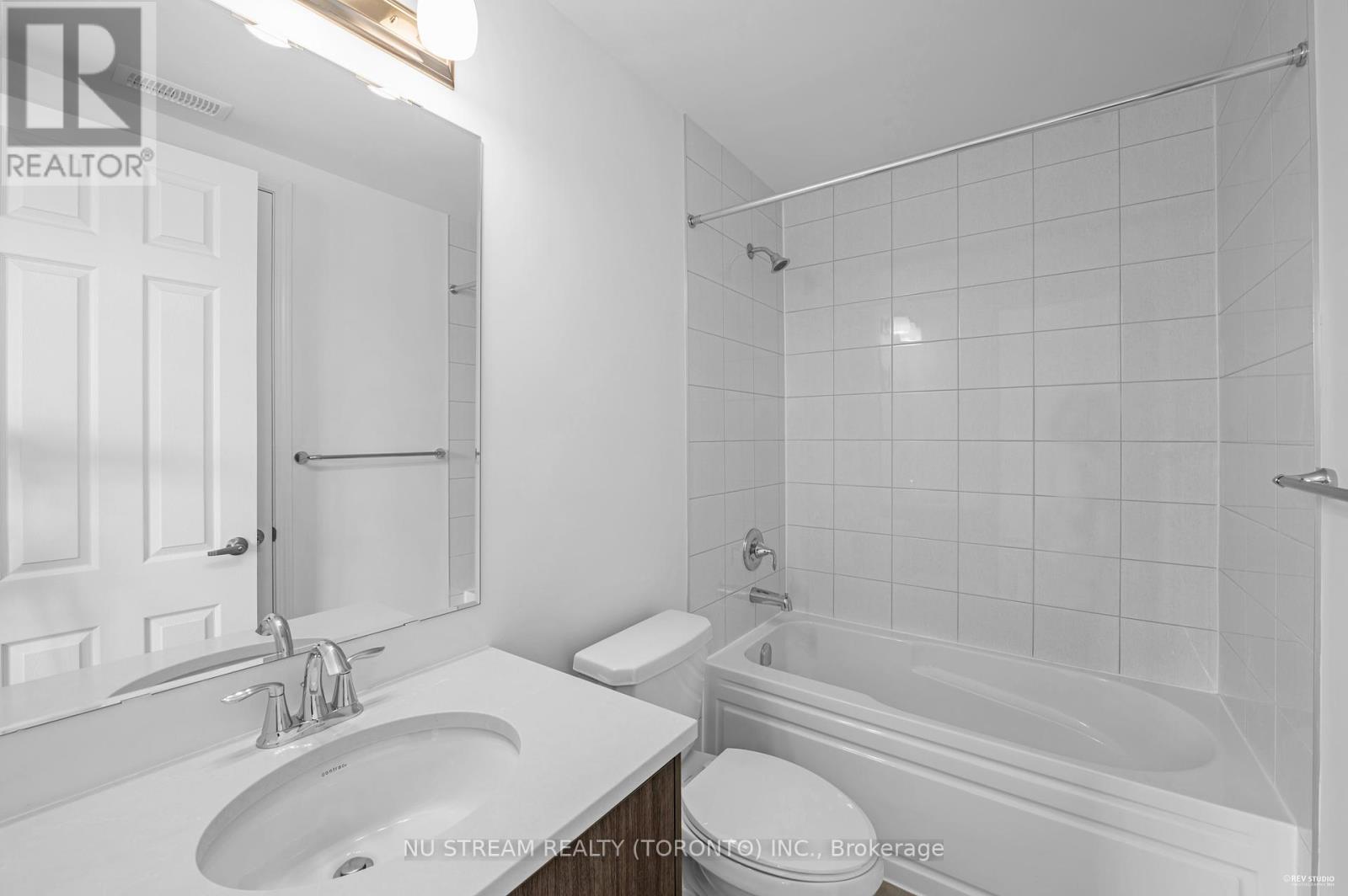 Photo 6 of 3034 Merrick Road, Oakville ON