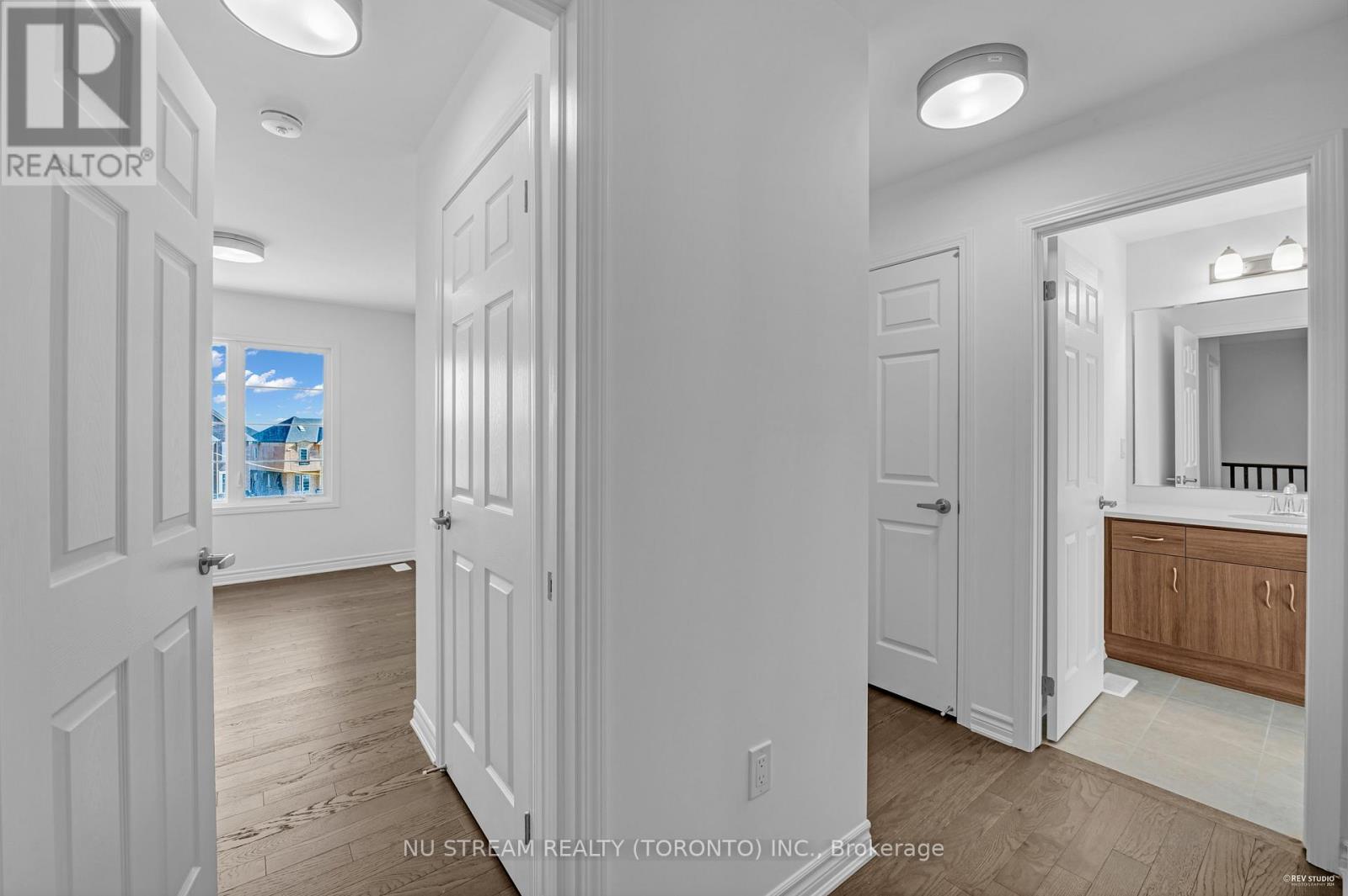 Photo 19 of 3034 Merrick Road, Oakville ON