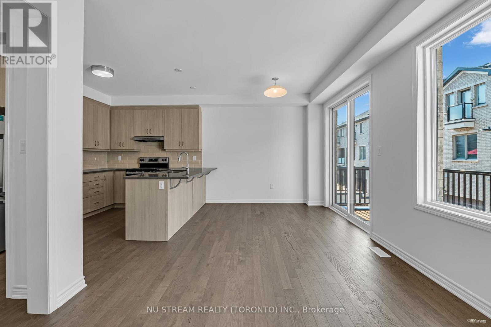 Photo 10 of 3034 Merrick Road, Oakville ON