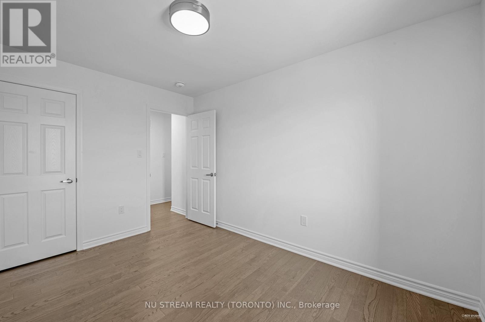 Photo 24 of 3034 Merrick Road, Oakville ON