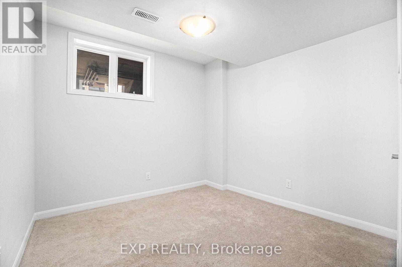 Photo 17 of 1523 Creekway Private, Ottawa ON