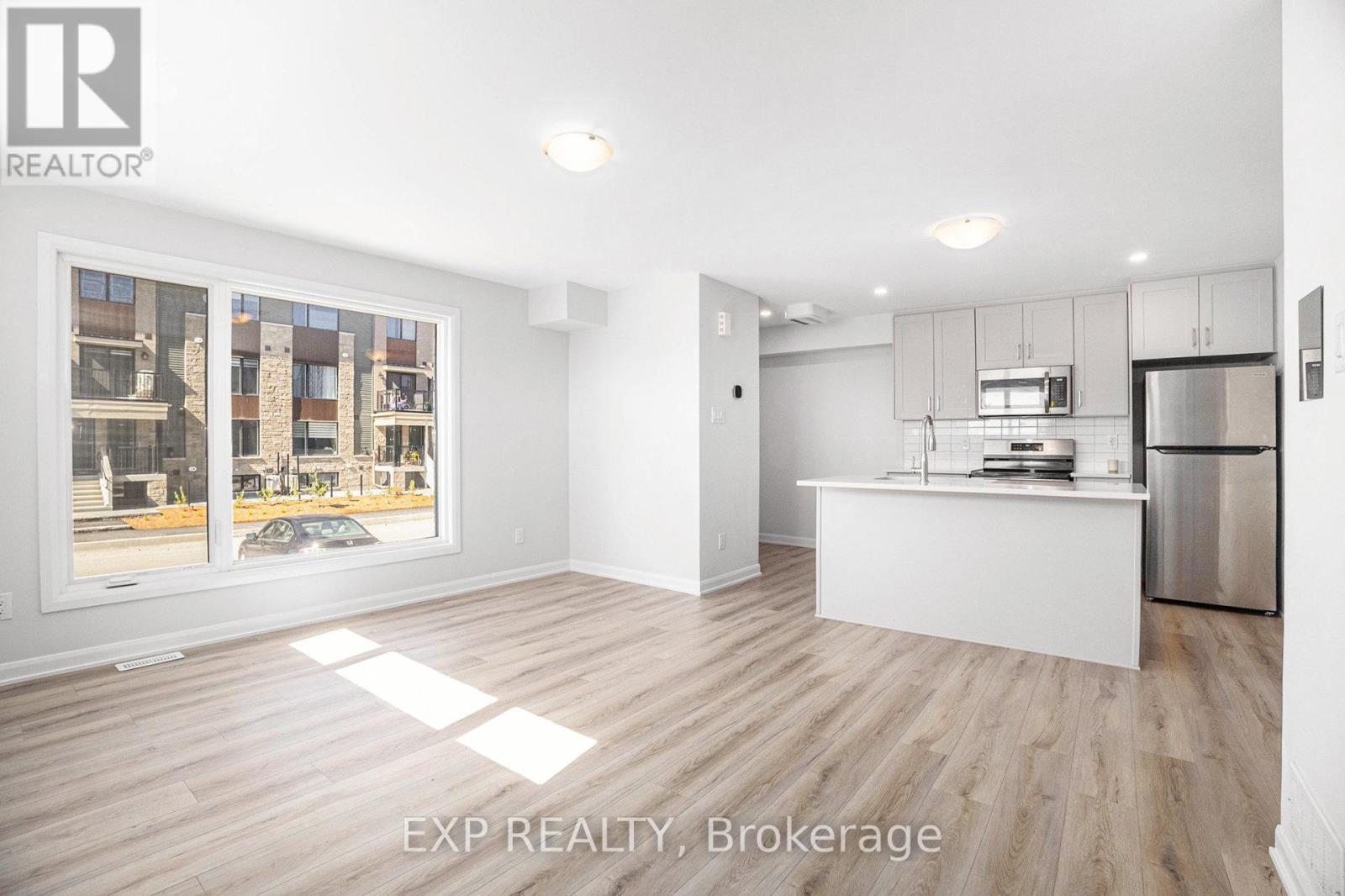 Photo 7 of 1523 Creekway Private, Ottawa ON