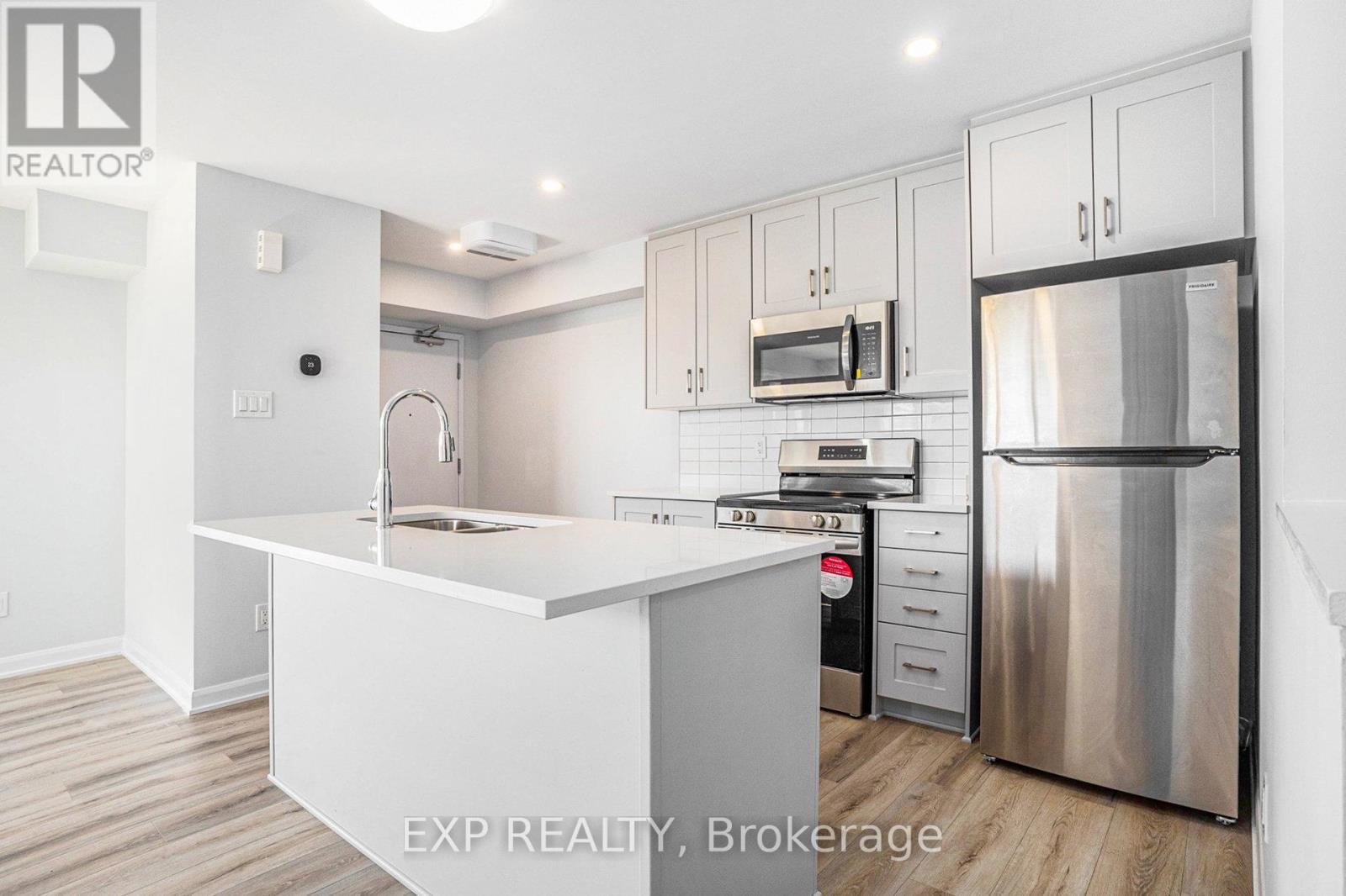 Photo 6 of 1523 Creekway Private, Ottawa ON