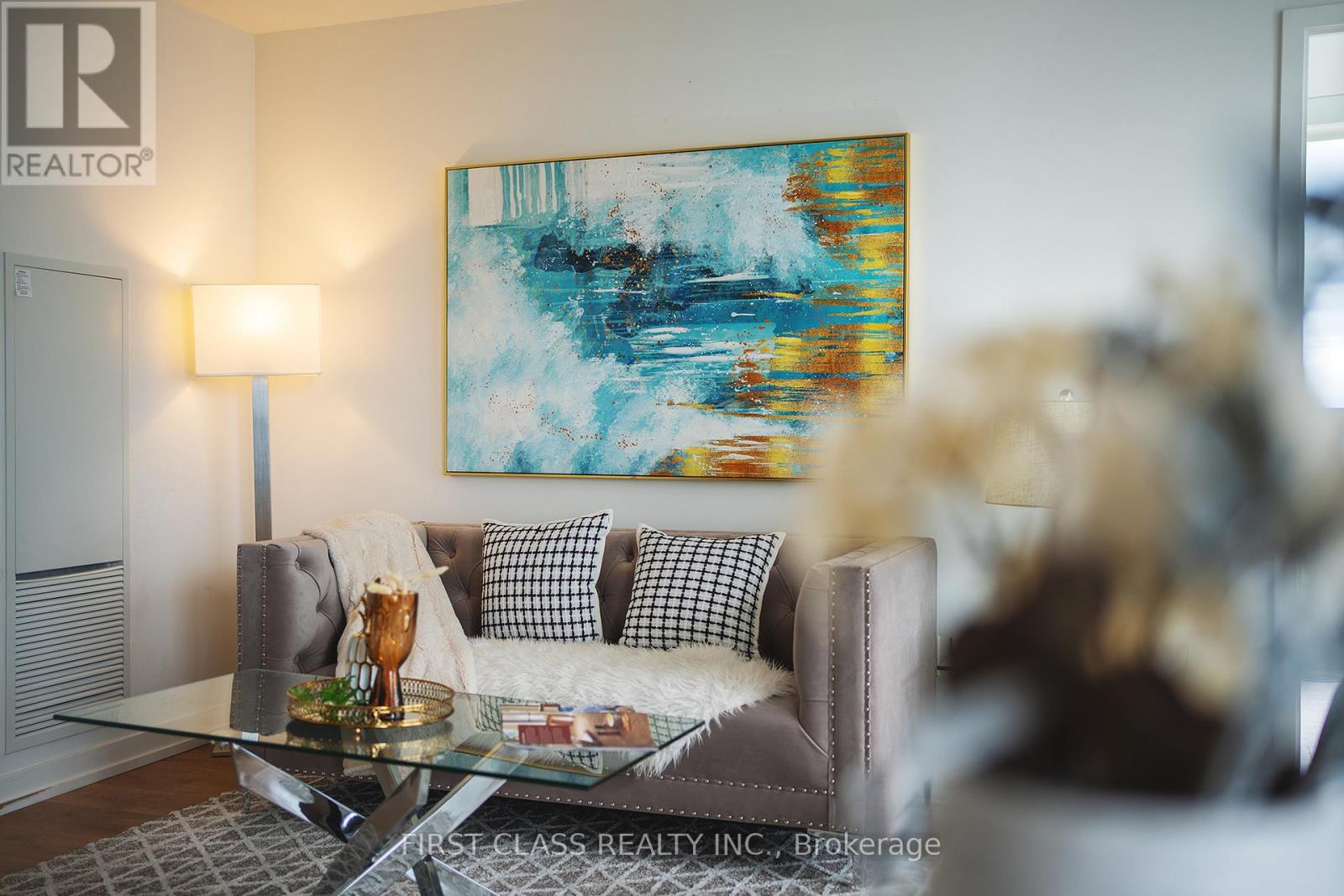 Photo 3 of 3603 117 Mcmahon Drive, Toronto ON