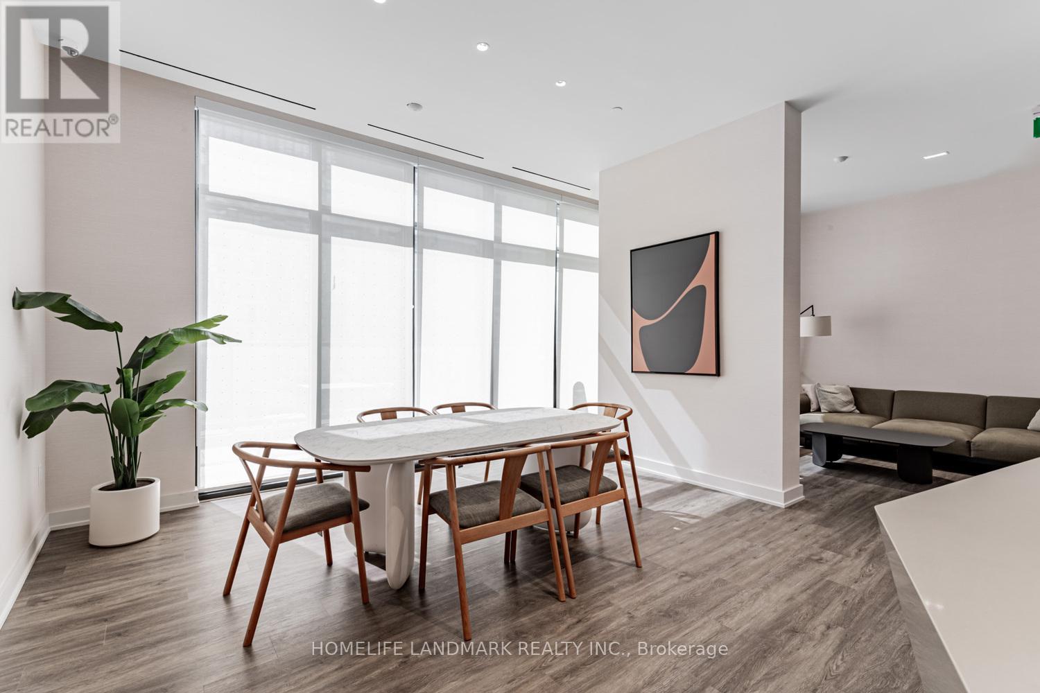 Photo 23 of 2501 65 Mutual Street, Toronto ON