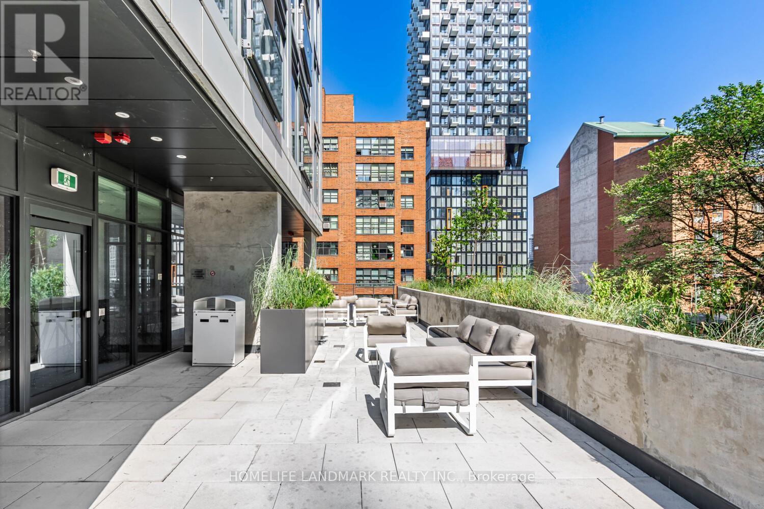 Photo 33 of 2501 65 Mutual Street, Toronto ON