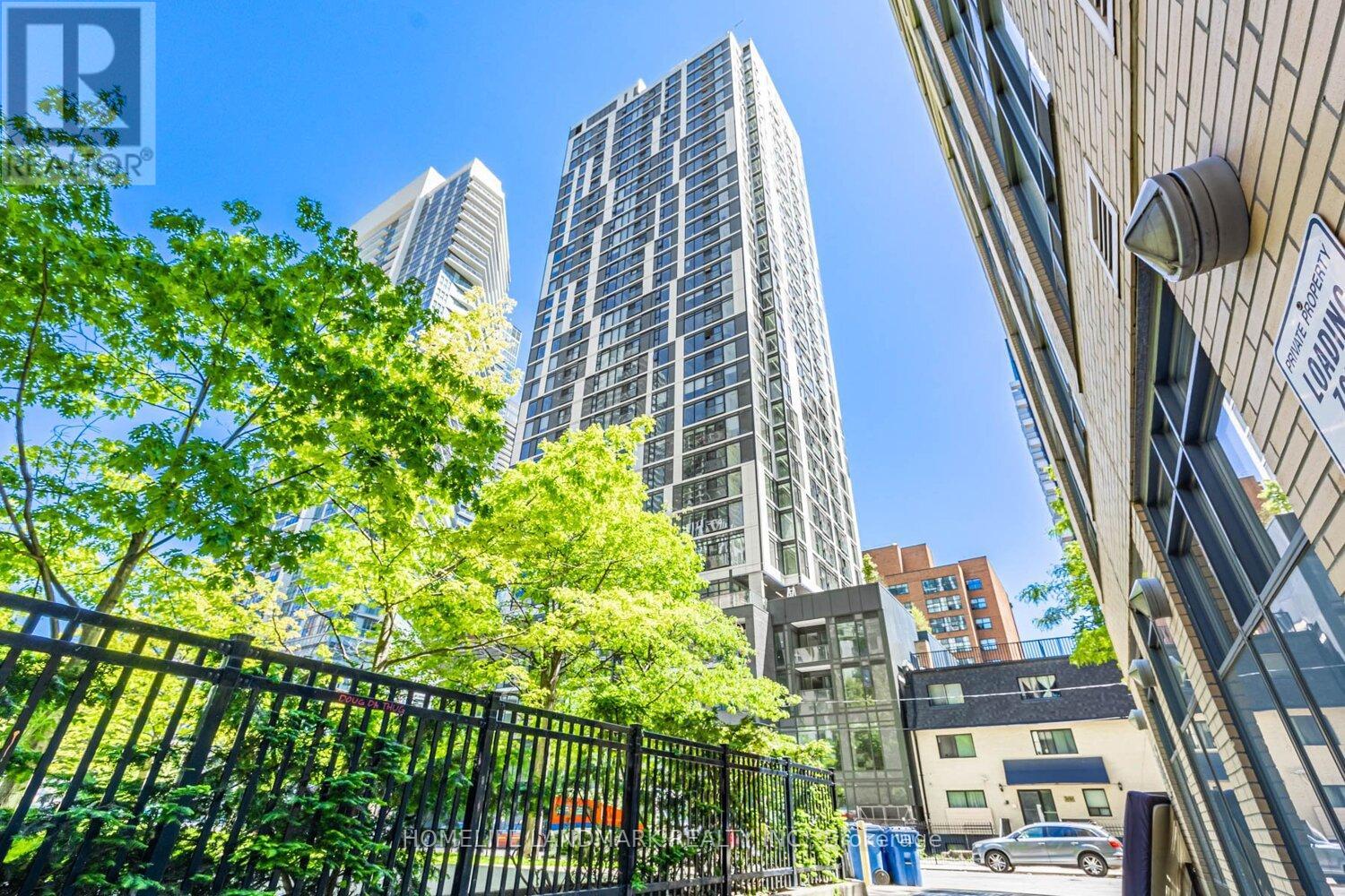 Photo 37 of 2501 65 Mutual Street, Toronto ON
