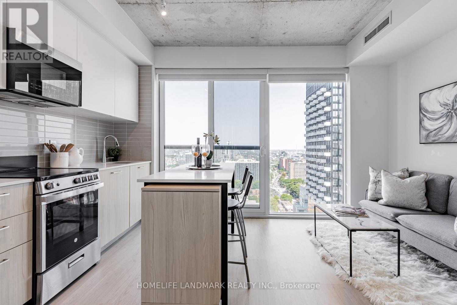 Photo 5 of 2501 65 Mutual Street, Toronto ON