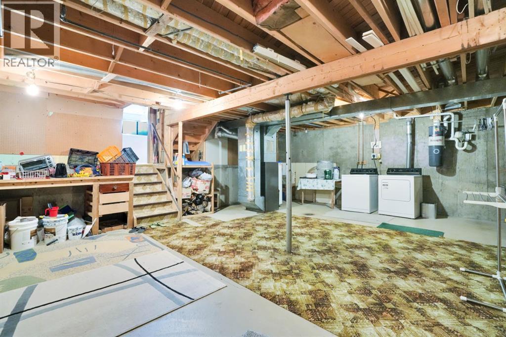 Single Family House 4 Level for Sale in  Coach Hill Road SW Coach Hill Calgary 