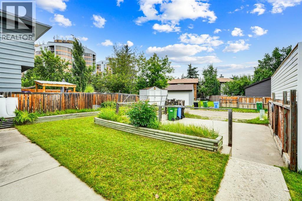 Single Family House 4 Level for Sale in  Coach Hill Road SW Coach Hill Calgary 