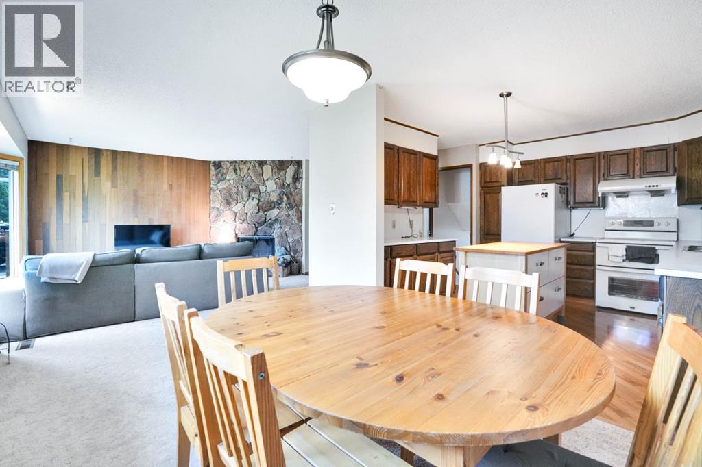 Single Family House 4 Level for Sale in  Coach Hill Road SW Coach Hill Calgary 