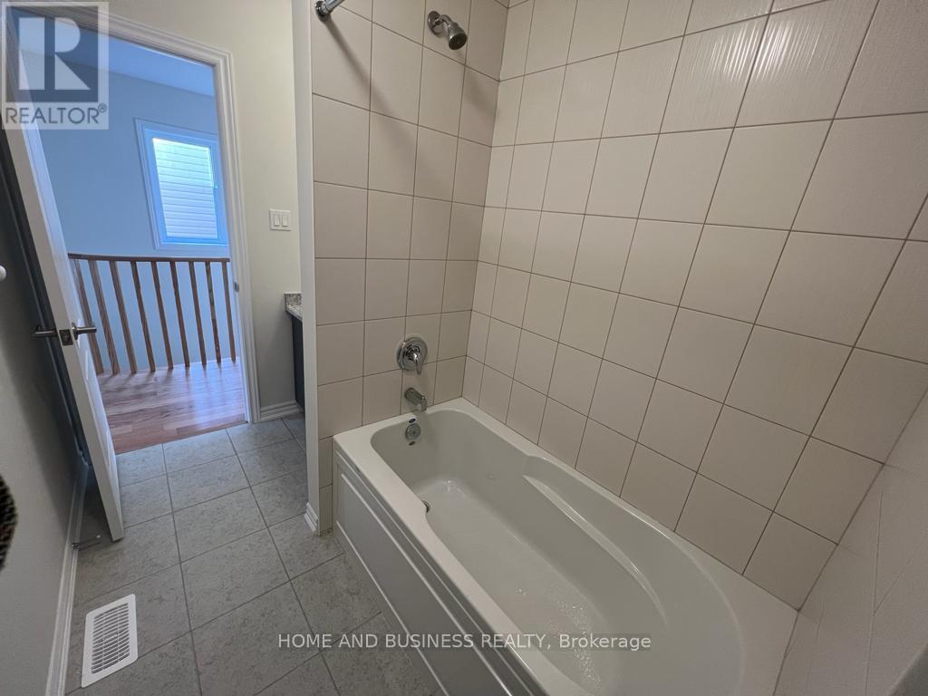 Photo 35 of 16 Amos Avenue, Brantford ON