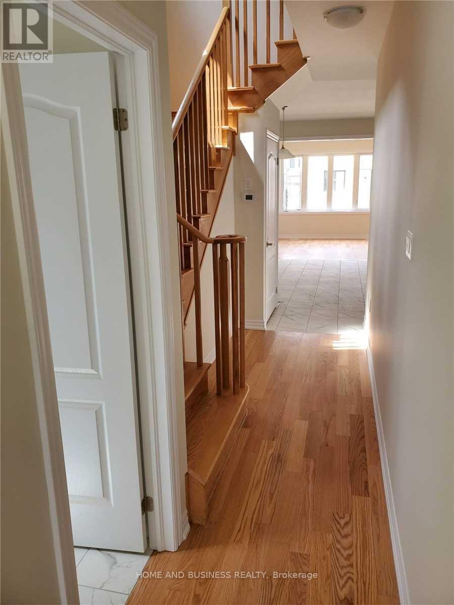 Photo 5 of 16 Amos Avenue, Brantford ON