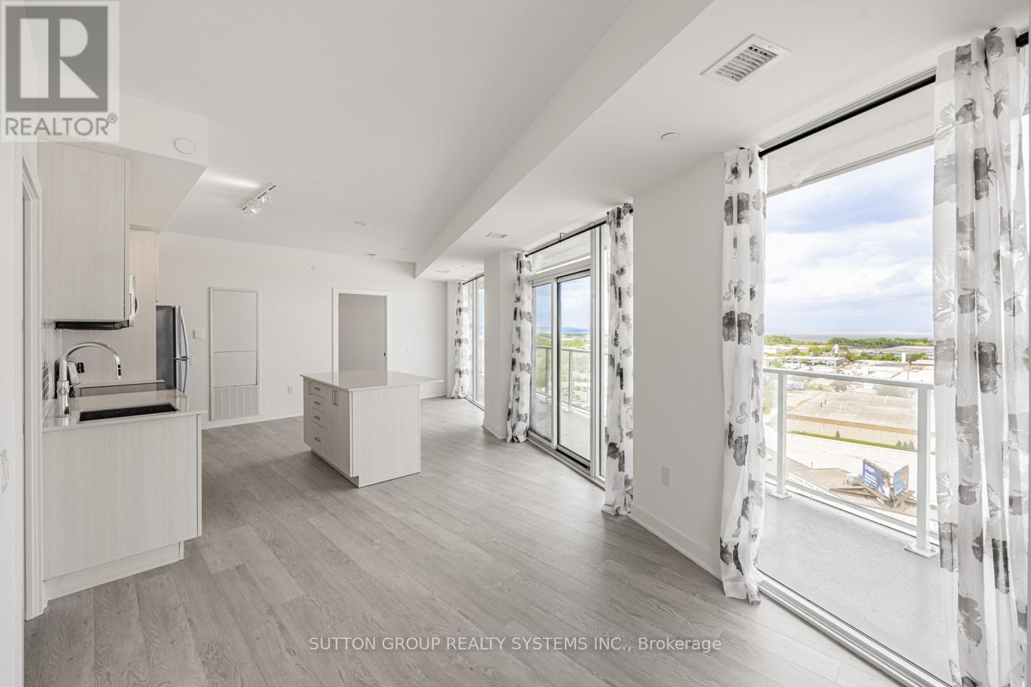 Photo 15 of 916 2782 Barton Street E, Hamilton ON