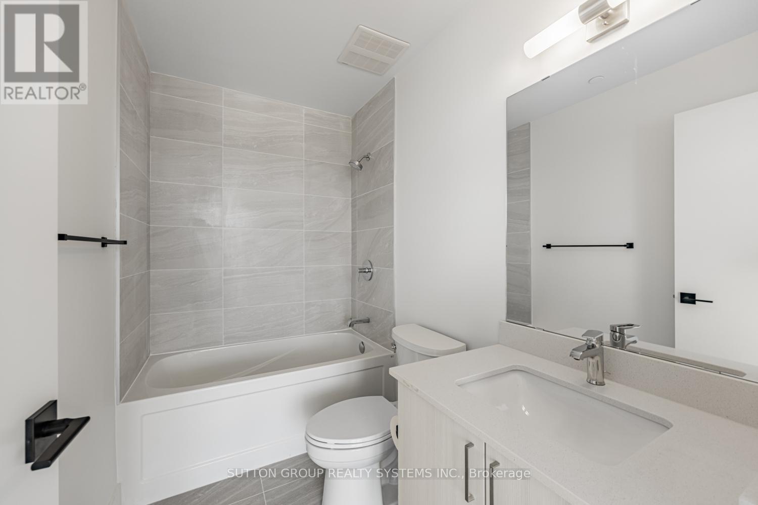 Photo 20 of 916 2782 Barton Street E, Hamilton ON