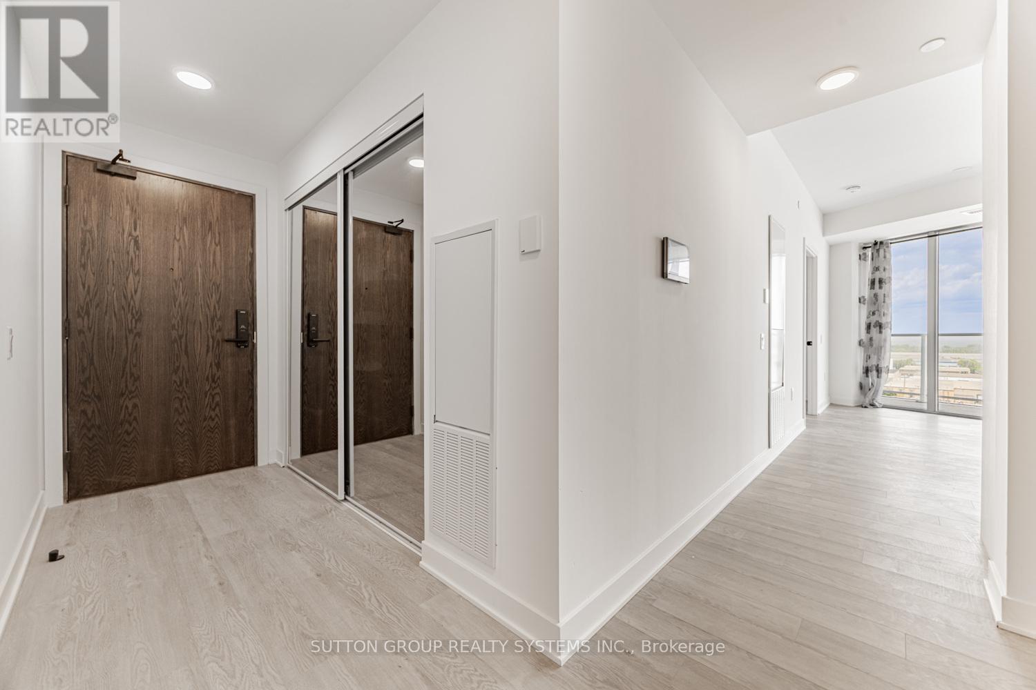 Photo 12 of 916 2782 Barton Street E, Hamilton ON